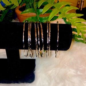 NWT! Gorgeous Silver Bangle Set!